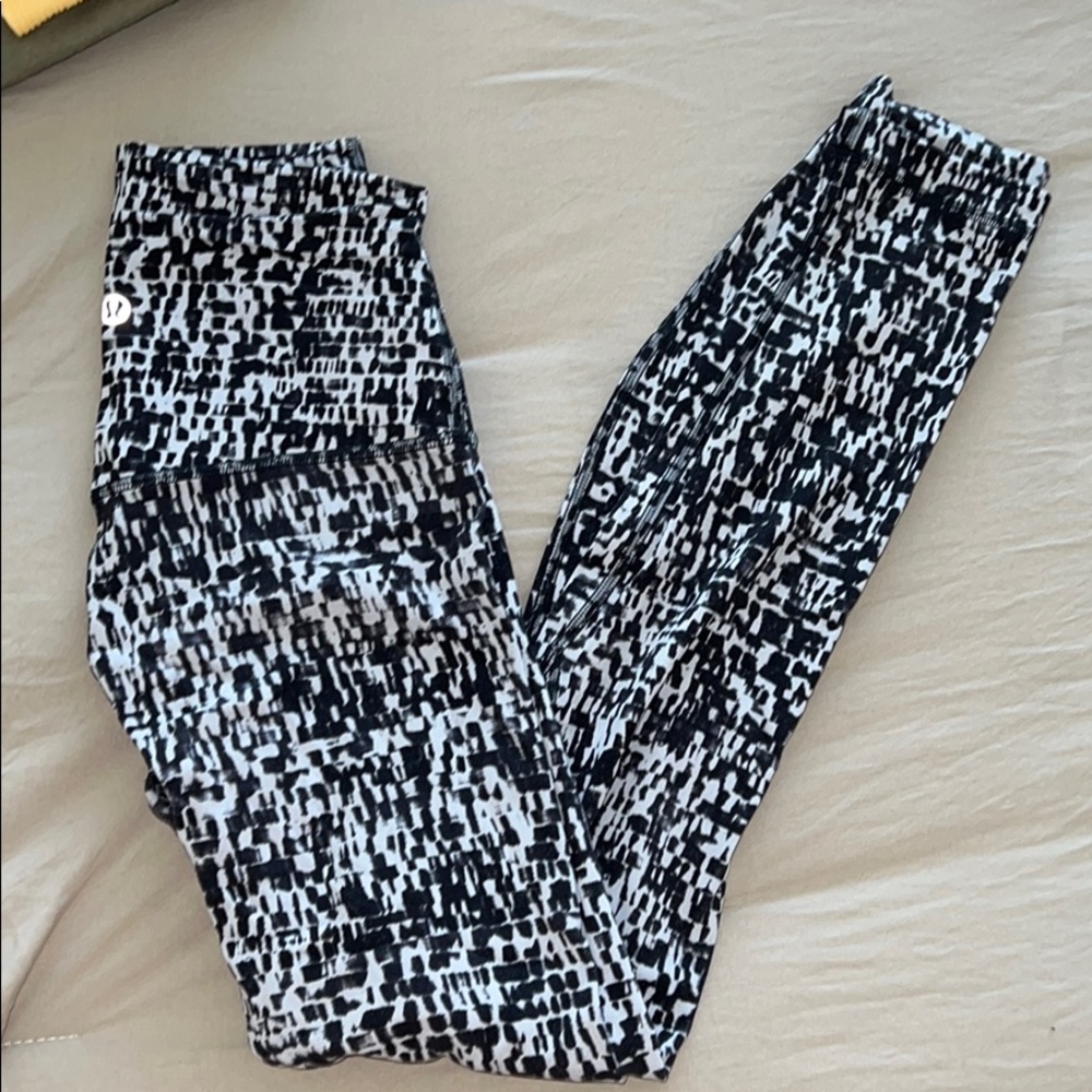 Lululemon Align 25”